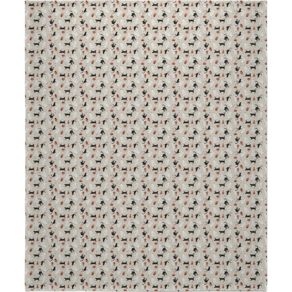 Spooky Halloween Blanket, Plush Fleece, 50x60, Beige, Pearl