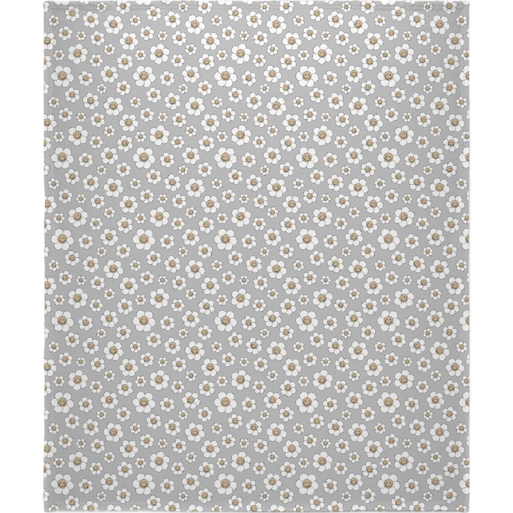 Sweet Smiling Daisies Blanket, Plush Fleece, 50x60, Gray, Fog