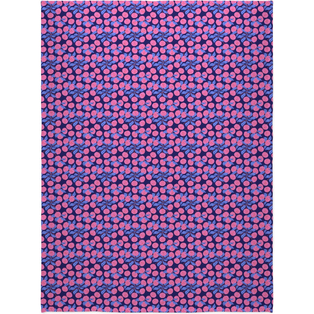 Marigold Pinwheels on Navy Blanket, Fleece, 60x80, Multicolor