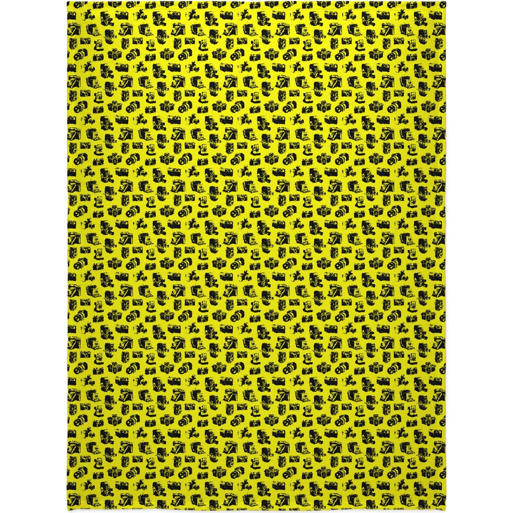 Retro Cameras Blanket, Plush Fleece, 60x80, Yellow, Sunshine