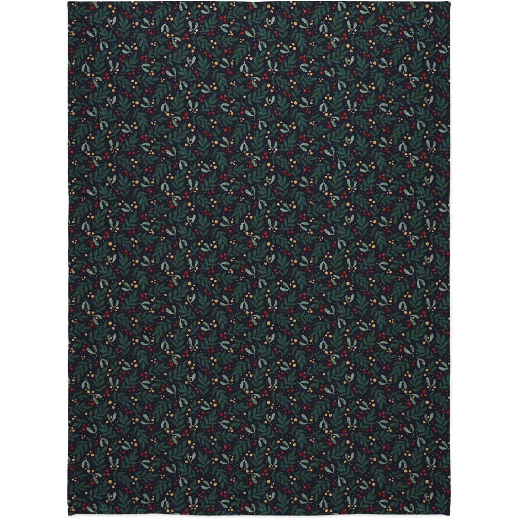 Christmas Berries - Dark Blanket, Sherpa, 60x80, Green, Classic Green