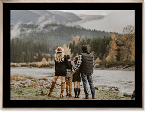 Simple Gallery of One Border Wall Art, Metallic, Single piece, Canvas, 30x40, Multicolor, multi