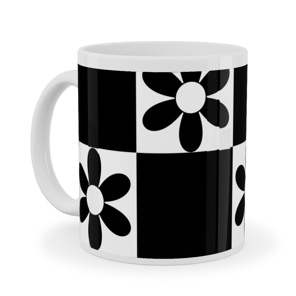 Daisy Checkerboard Ceramic Mug, White,  , 11oz, Black