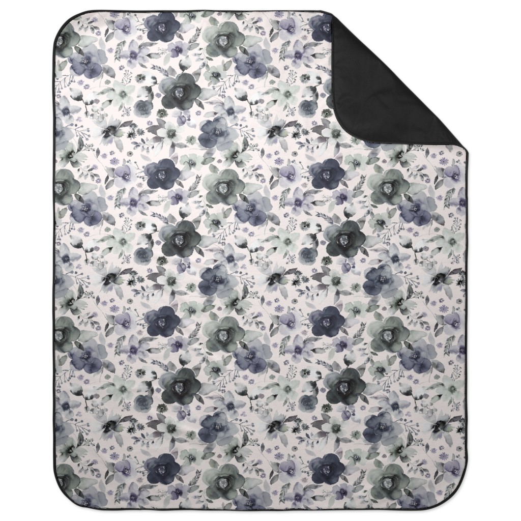 Wintery Watercolor Flower Bouquets - Navy Picnic Blanket, Blue, True Blue