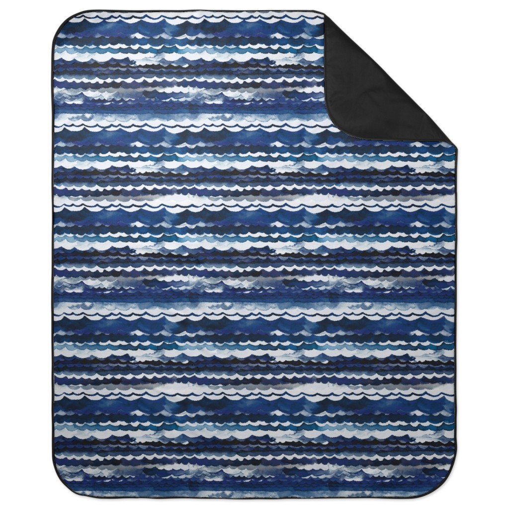 Sea Waves - Indigo Picnic Blanket, Blue