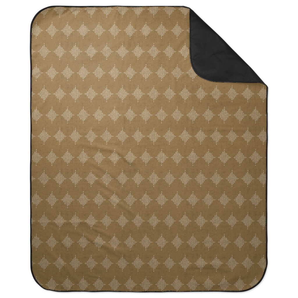 Brushed Diamond Lines Picnic Blanket, Brown, Granite