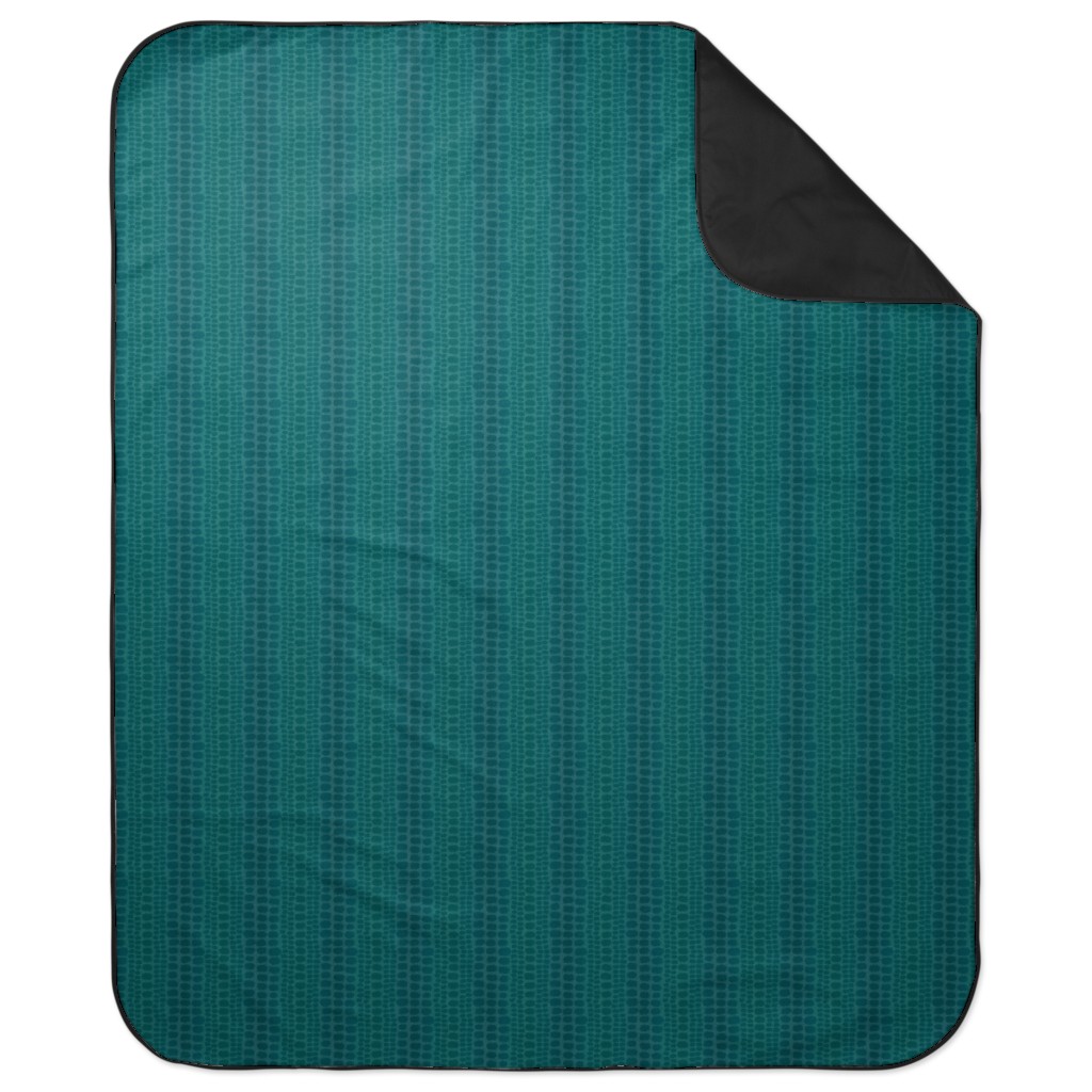 Reptilian Skin Picnic Blanket, Green