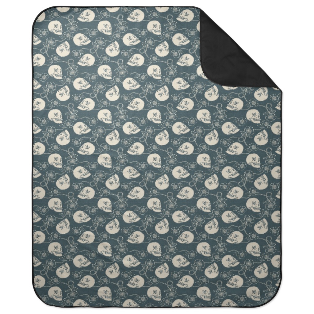 Skulls and Anemones - Grey Picnic Blanket, Gray