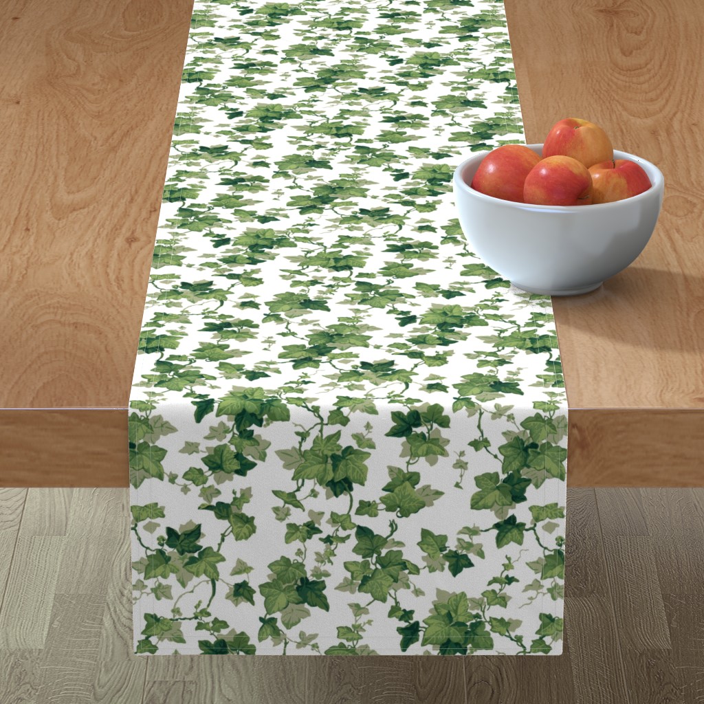 English Ivy - Green Table Runner, 108x16, Green