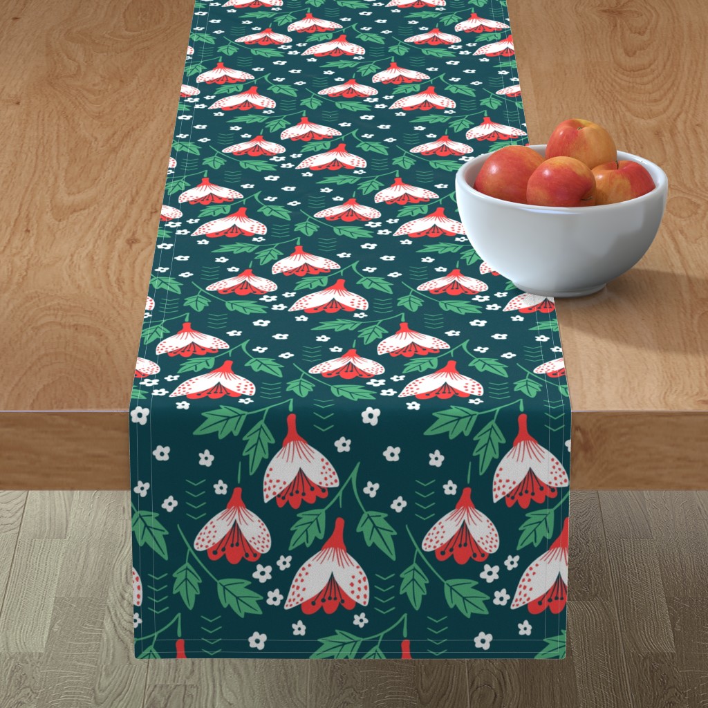 Christmas Flowers - Green Table Runner, 72x16, Green