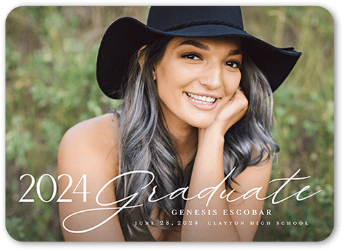 Accomplished Alumnus Graduation Announcement, Rounded Corners