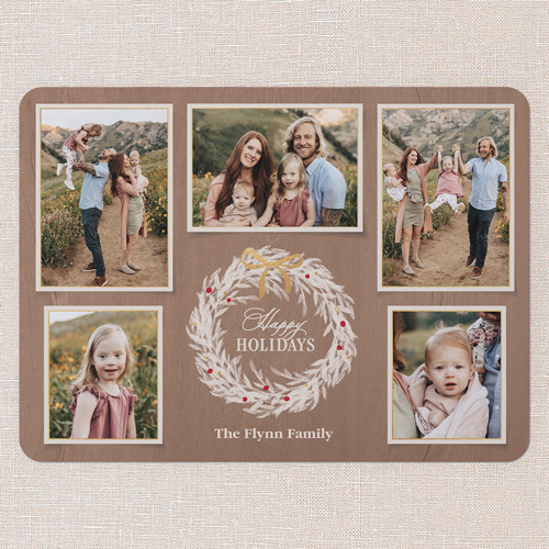 Wreath Gathering Holiday Card, Beige, 6x8 Flat, Holiday, 100% Recycled Cardstock , Rounded, Latte