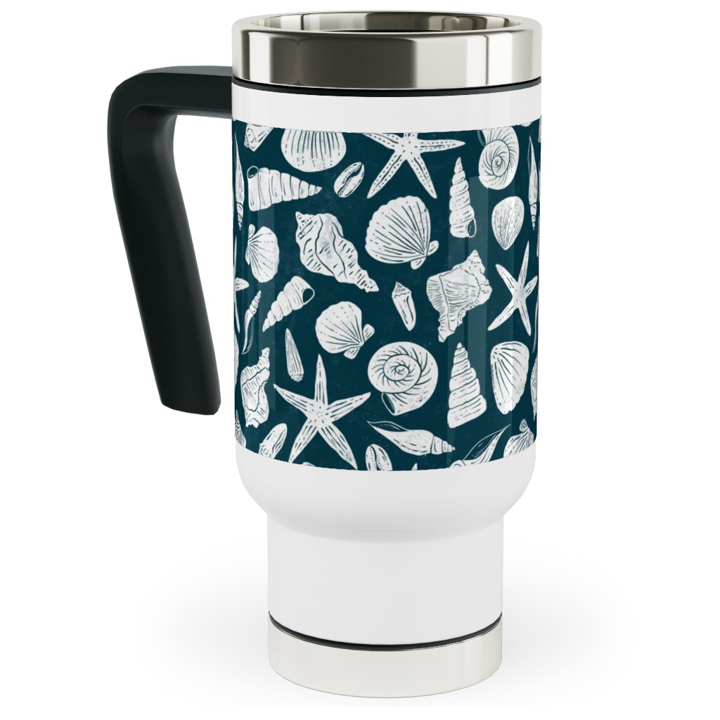 Textured Ocean Seashells - Dark Blue and Cream Travel Mug with Handle, 17oz, Blue